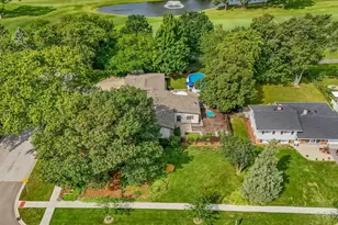 400 E Thacker St, Hoffman Estates, IL 60169 - Photo 36