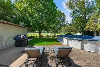 400 E Thacker Street, Hoffman Estates, IL 60169 - Photo 22