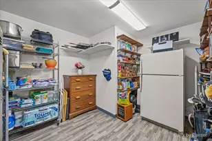 400 E Thacker St, Hoffman Estates, IL 60169 - Photo 8