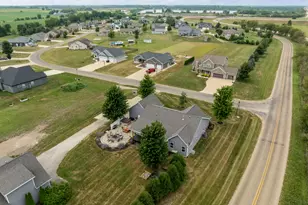 37 River, Downs, IL 61736 - Photo 46