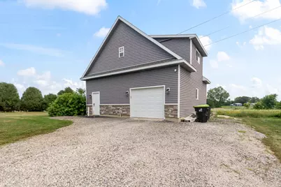 37 River, Downs, IL 61736 - Photo 38