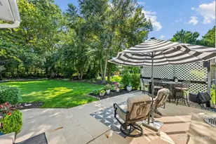 1317 Darien Club Dr, Darien, IL 60561 - Photo 28