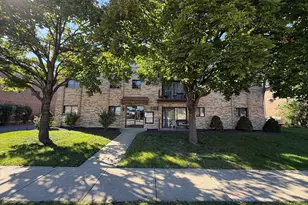 10912 Central Ave, Chicago Ridge, IL 60415 - Photo 2