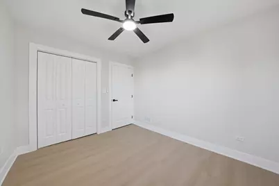 7807 W 92nd Street, Hickory Hills, IL 60457 - Photo 10