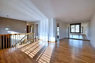 635 N Rumple Ln, Addison, IL 60101 - Photo 4