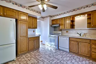 635 N Rumple Ln, Addison, IL 60101 - Photo 14