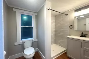 217 Washington St, Woodstock, IL 60098 - Photo 6