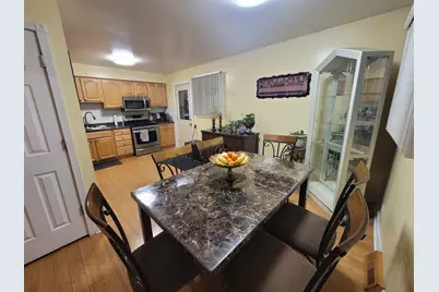 9462 Hamlin Avenue, Des Plaines, IL 60016 - Photo 8