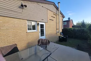 9462 Hamlin Ave, Des Plaines, IL 60016 - Photo 26