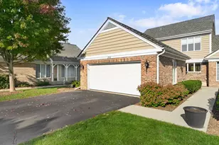 1304 Shire Cir, Inverness, IL 60067 - Photo 1