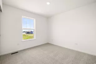 385 Danforth Dr, Oswego, IL 60543 - Photo 18