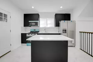 1718 W W 91st St, Chicago, IL 60620 - Photo 8