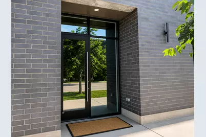 2803 W Henderson Street #101, Chicago, IL 60618 - Photo 12