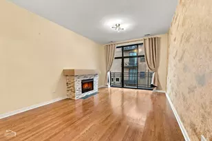 1910 S Michigan Ave, Chicago, IL 60616 - Photo 2