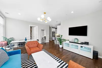5 N Oakley Boulevard #304, Chicago, IL 60612 - Photo 8