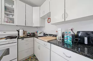 1925 N Keystone Ave, Chicago, IL 60639 - Photo 18