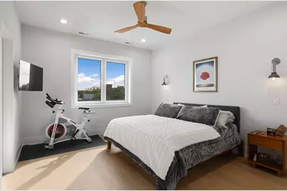 1511 W Irving Park Road #4W, Chicago, IL 60613 - Photo 10
