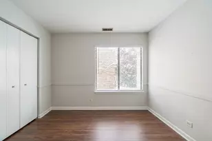 1920 N Hidden Creek Circle, Palatine, IL 60074 - Photo 10