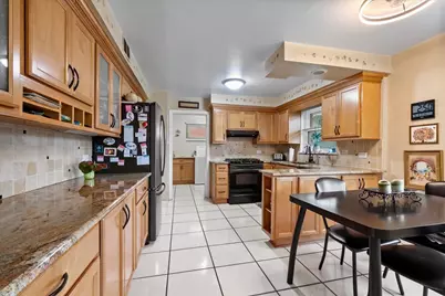 3805 W Jarlath Street, Lincolnwood, IL 60712 - Photo 8