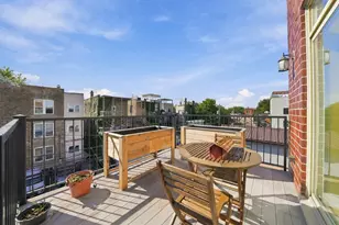 2435 W Augusta Blvd, Chicago, IL 60622 - Photo 18
