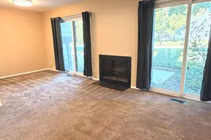 175 N Glengarry Dr, Geneva, IL 60134 - Photo 4
