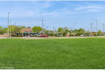 2365 W Jefferson Street, Joliet, IL 60435 - Photo 6