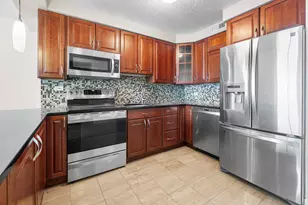 10 E Ontario St, Chicago, IL 60611 - Photo 4