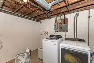 2240 26th St, Rock Island, IL 60201 - Photo 18
