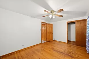 1709 W 43rd St, Chicago, IL 60609 - Photo 12
