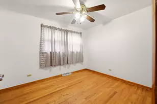 1709 W 43rd St, Chicago, IL 60609 - Photo 6