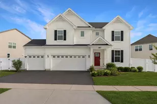 387 S Pointe Ave, South Elgin, IL 60177 - Photo 1