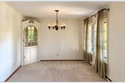 9410 S 86th Court, Hickory Hills, IL 60457 - Photo 2