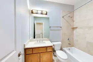 5055 N Clark St, Chicago, IL 60640 - Photo 22