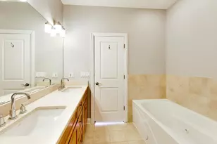 5055 N Clark St, Chicago, IL 60640 - Photo 16