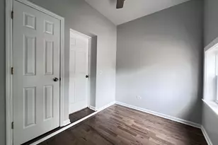 2548 W 71st St, Chicago, IL 60629 - Photo 8