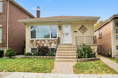 3318 N Page Avenue, Chicago, IL 60634 - Photo 1
