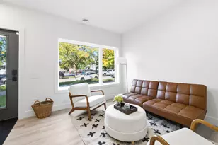 611 N Lawndale Ave, Chicago, IL 60624 - Photo 2