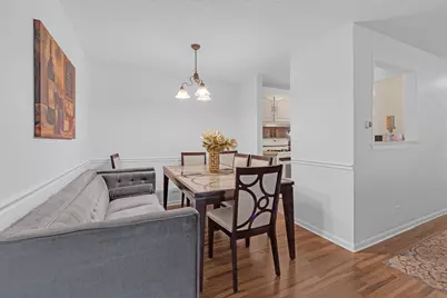 1227 S Old Wilke Road #206, Arlington Heights, IL 60005 - Photo 4