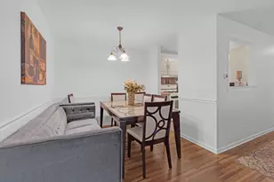 1227 S Old Wilke Rd, Arlington Heights, IL 60005 - Photo 4