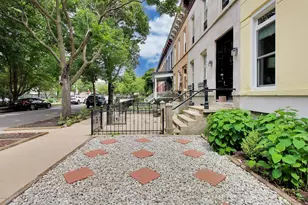 2141 W Bowler St, Chicago, IL 60612 - Photo 2