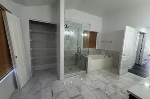 2131 W Silverleaf Ln, Addison, IL 60101 - Photo 20