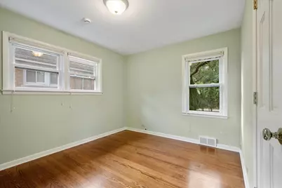 5233 Suffield Court, Skokie, IL 60077 - Photo 12