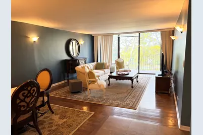 2000 Saint Regis Drive #7J, Lombard, IL 60148 - Photo 4
