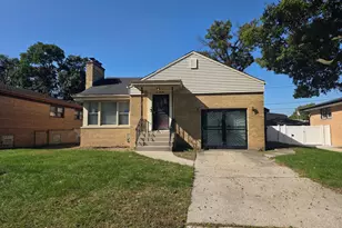 654 Yates Ave, Calumet City, IL 60409 - Photo 6