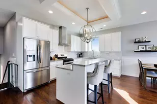 2441 W Belmont Ave, Chicago, IL 60618 - Photo 4