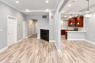 7078 N Wolcott Ave, Chicago, IL 60626 - Photo 4