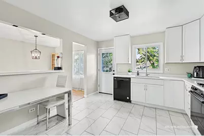 302 Appleton Drive, Vernon Hills, IL 60061 - Photo 6