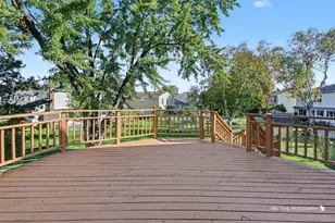 302 Appleton Dr, Vernon Hills, IL 60061 - Photo 16