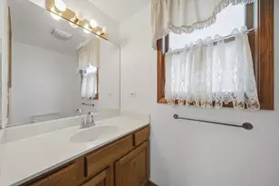 626 Pleasure Dr, Mundelein, IL 60060 - Photo 26