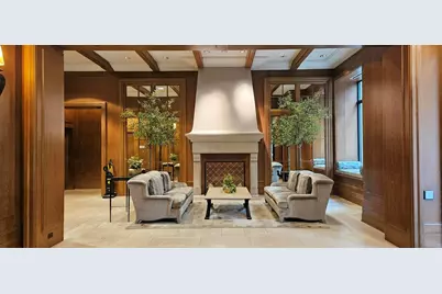 10 E Delaware Place #20C, Chicago, IL 60611 - Photo 2